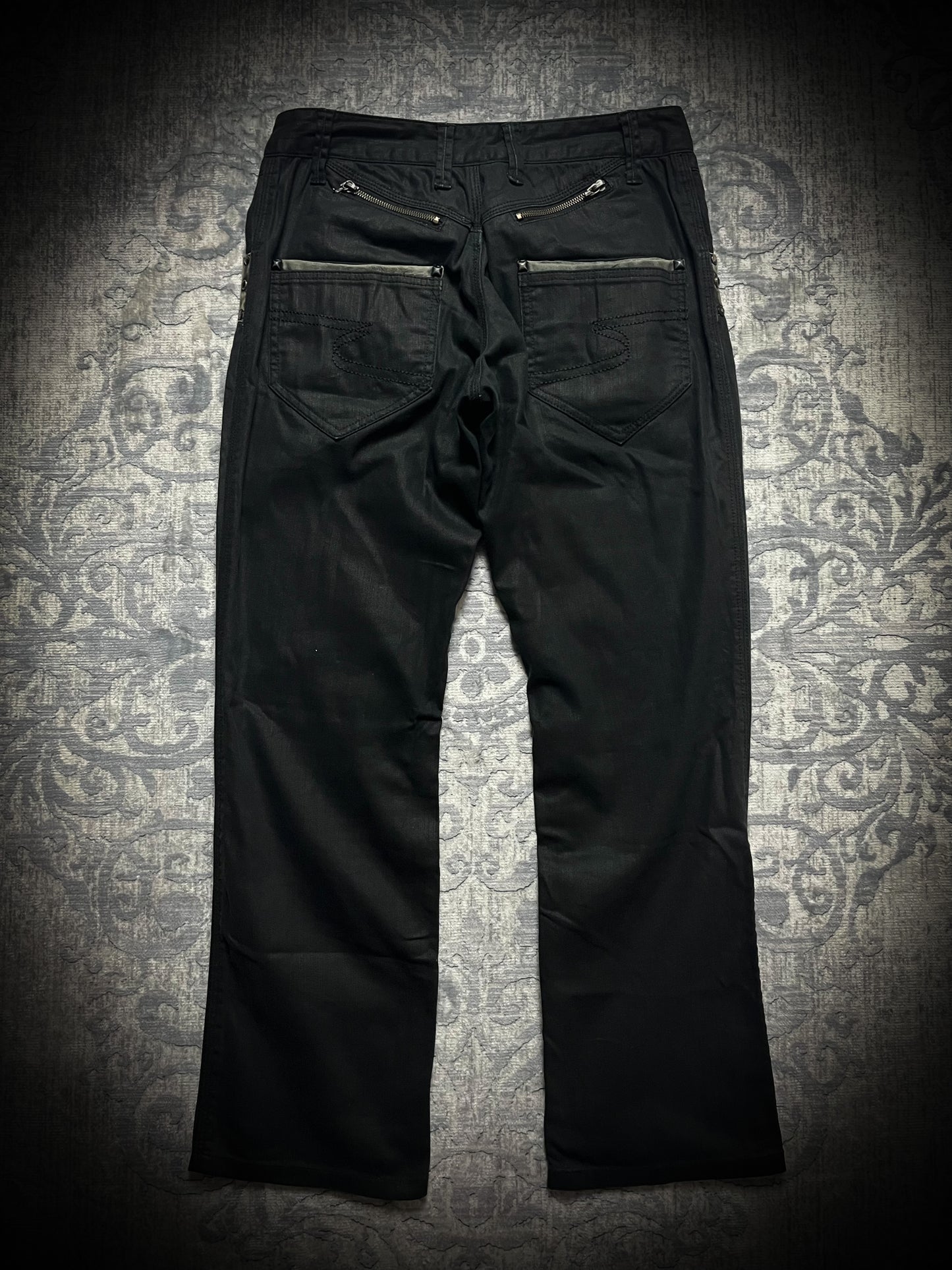 Semanticdesign coated denim